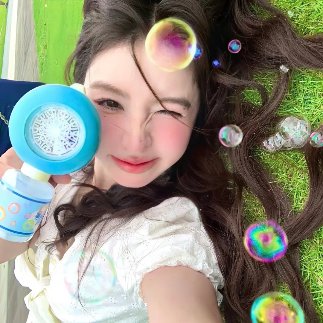 摇滚藏獒蓝色光芒